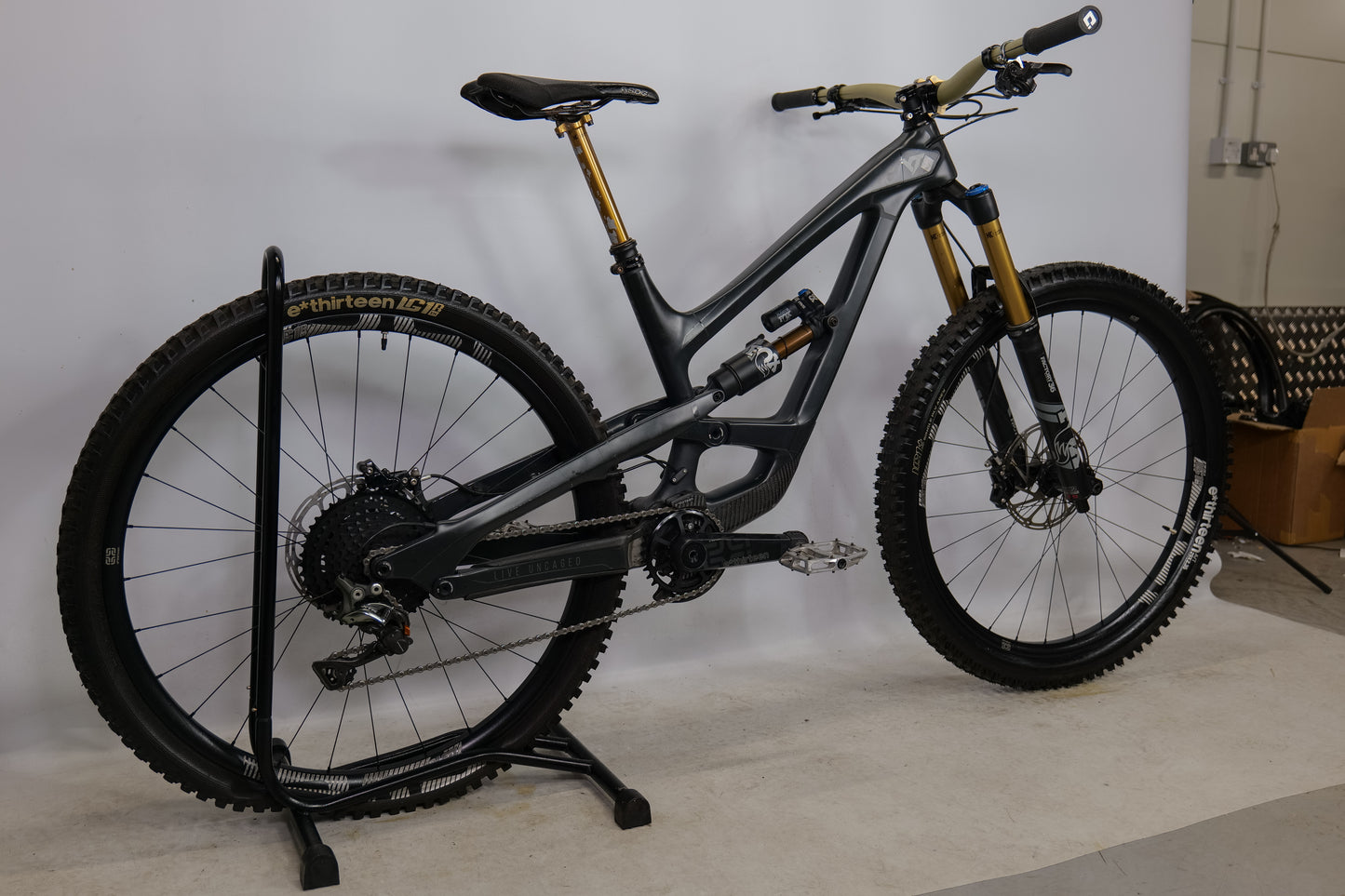 YT Capra CF Pro Race 2019 Full suspension Mountain Bike